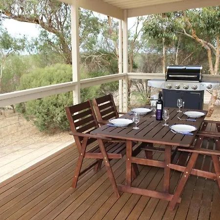 Allusion Farmstay And Vineyard Units Yankalilla Exterior photo