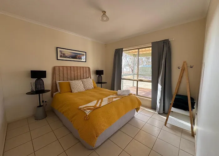 Allusion Farmstay And Vineyard Units